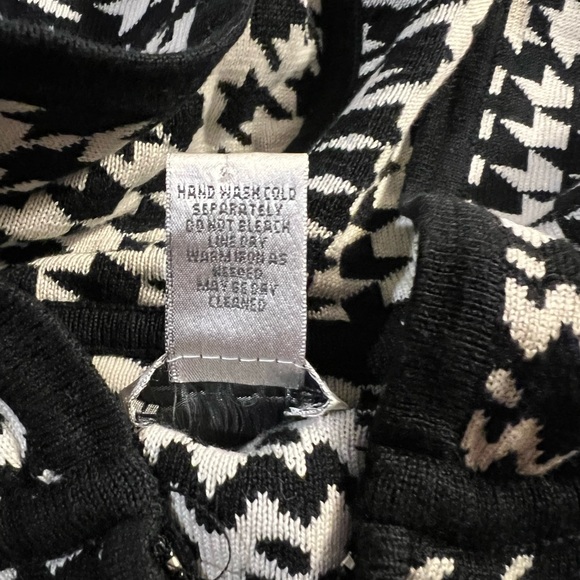 Chico’s  Sz 3 (16-18)  Women’s Jacket Hoodie Zipper Black/White Cotton/Silk - Picture 6 of 6